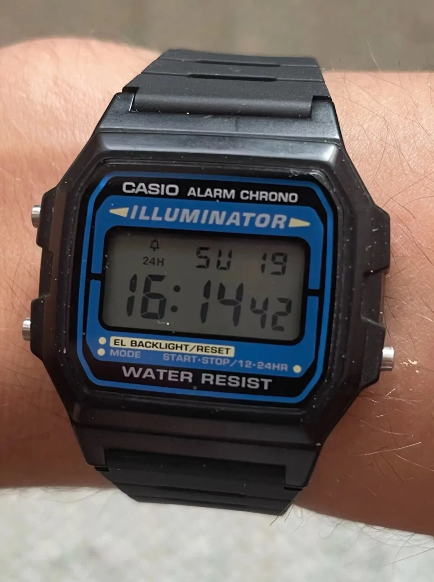 CASIO F-105W-1A — photo by Daniel C.